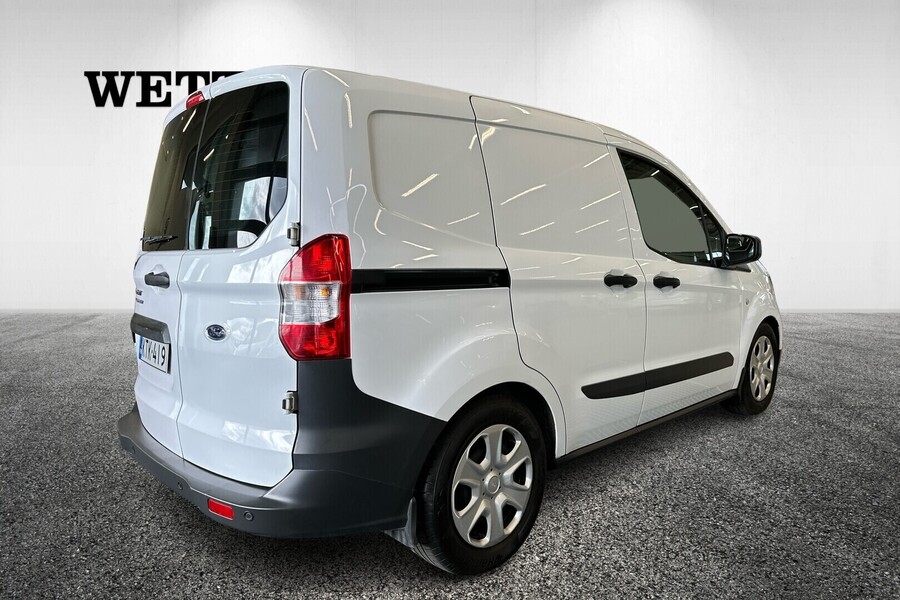 Ford Transit Courier vaihtoauto