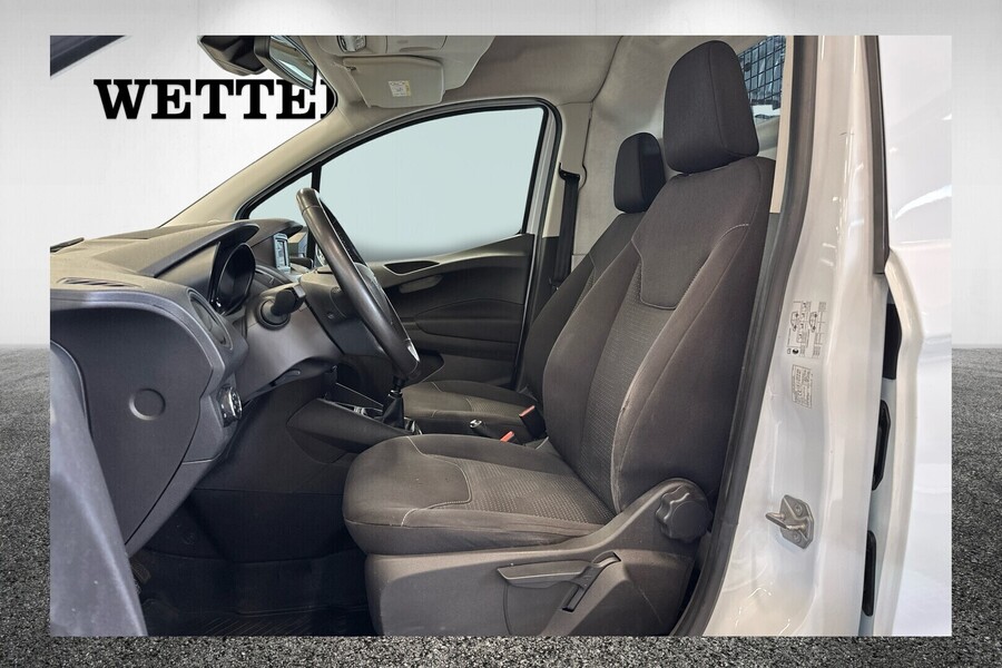 Ford Transit Courier vaihtoauto
