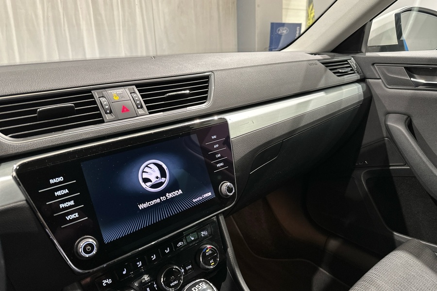 Skoda Superb vaihtoauto