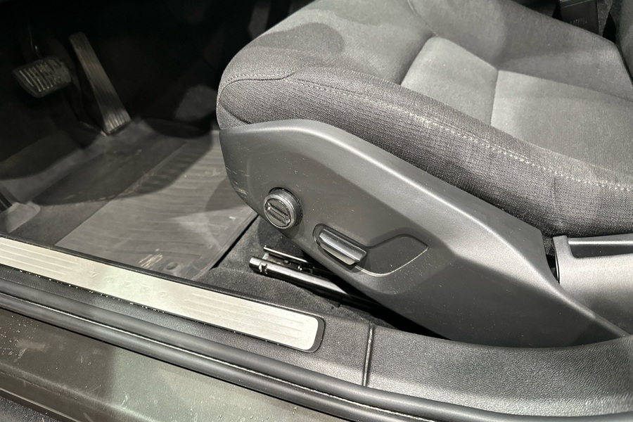 Volvo V60 Cross Country vaihtoauto