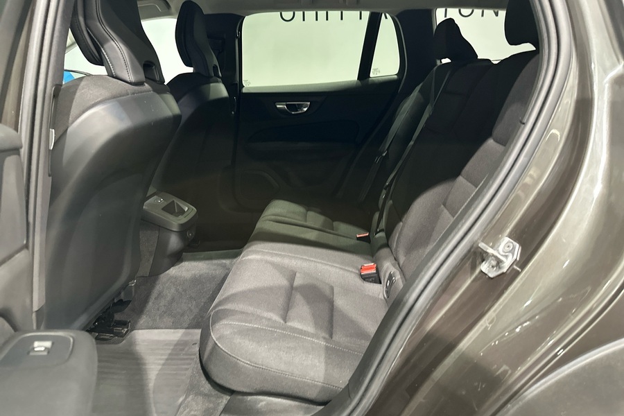 Volvo V60 Cross Country vaihtoauto