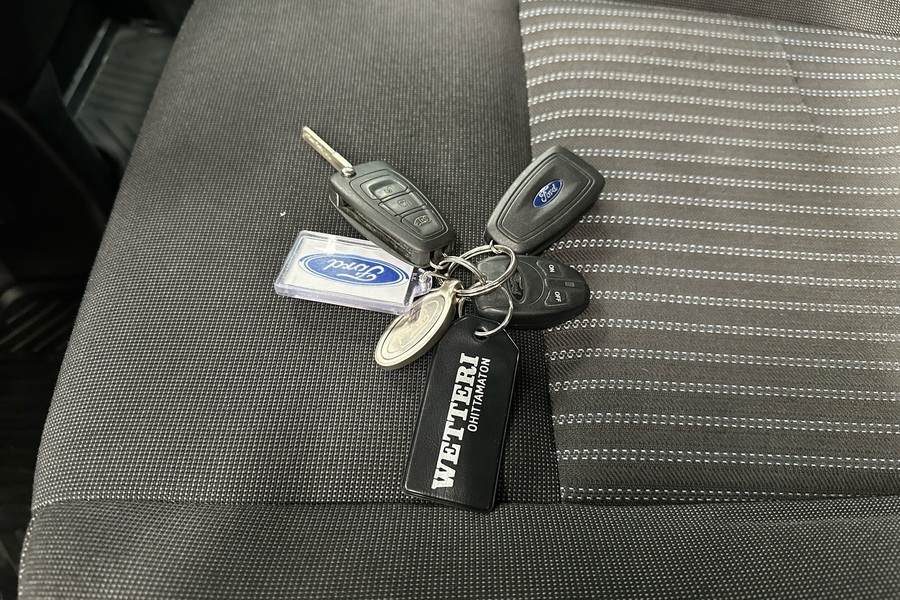 Ford Transit vaihtoauto