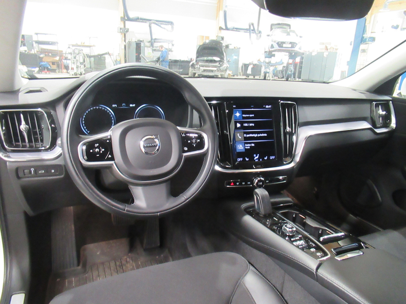 Volvo V60 vaihtoauto