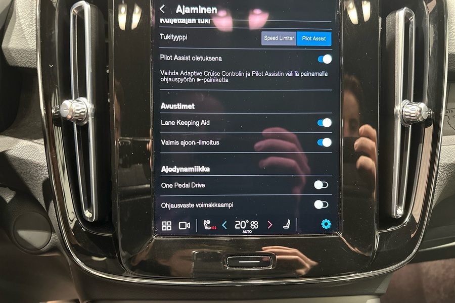 Volvo XC40 vaihtoauto