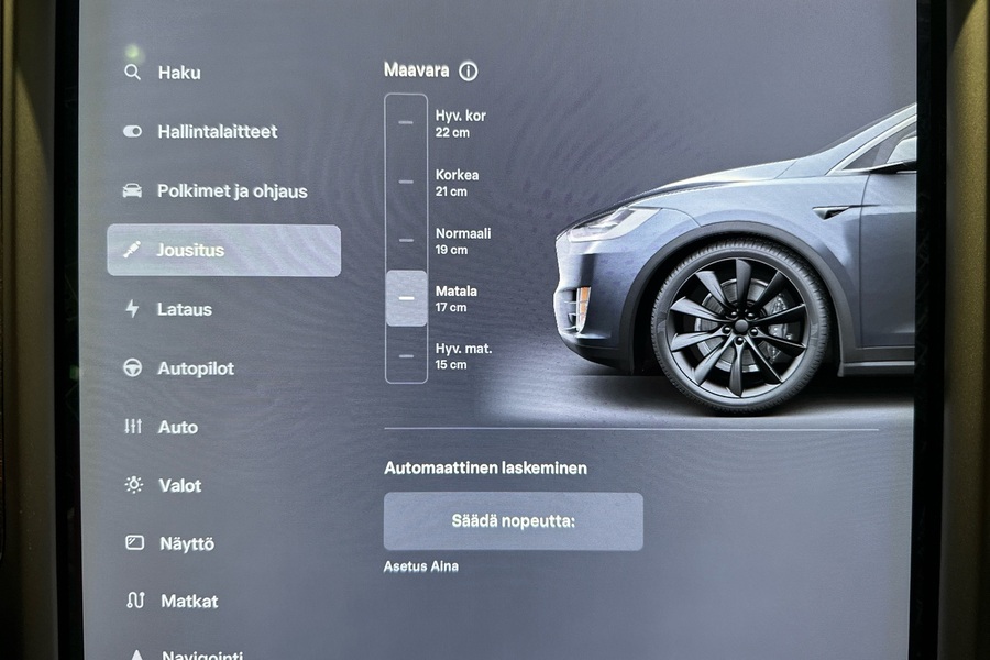 Tesla Model X vaihtoauto