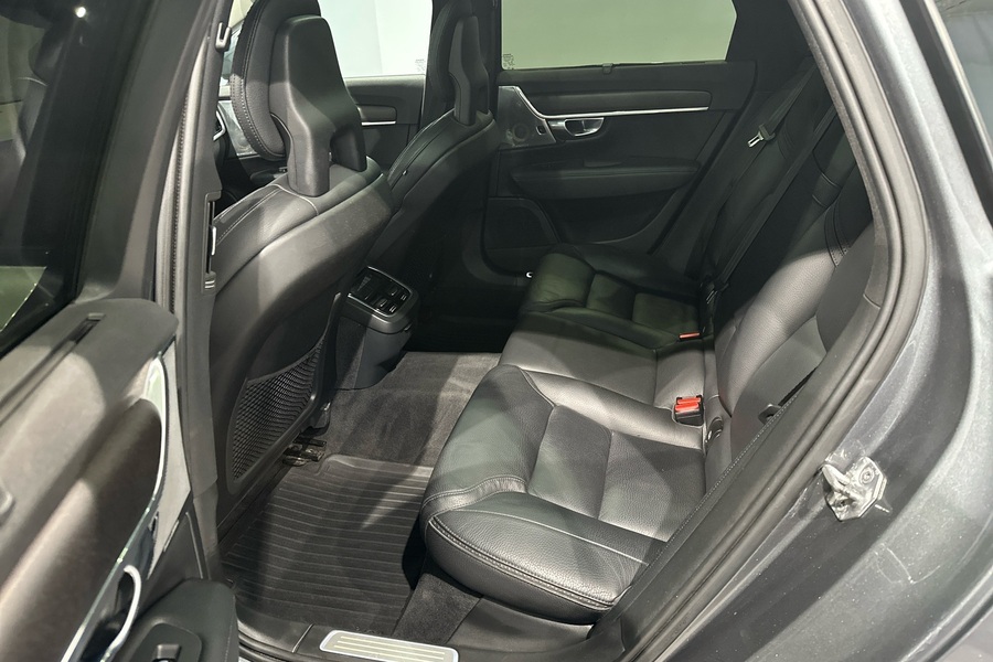 Volvo V90 Cross Country vaihtoauto