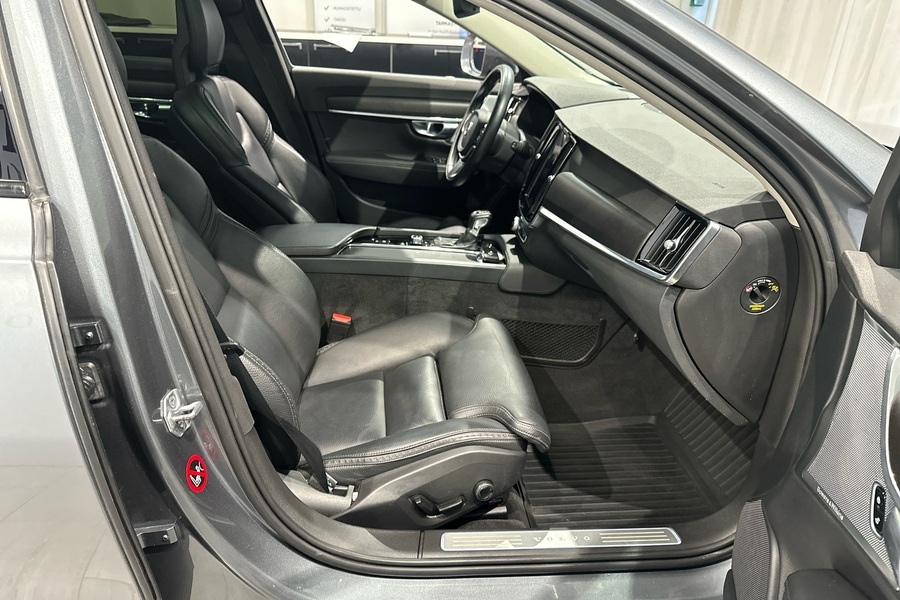 Volvo V90 Cross Country vaihtoauto