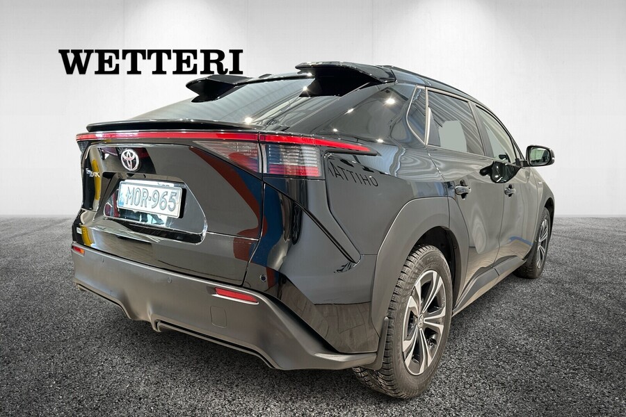 Toyota bZ4X vaihtoauto