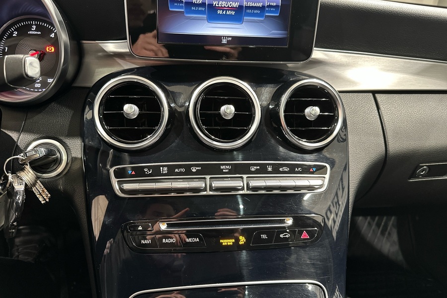Mercedes-Benz C vaihtoauto