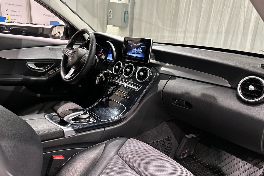 Mercedes-Benz C vaihtoauto