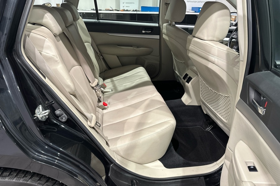 Subaru Outback vaihtoauto