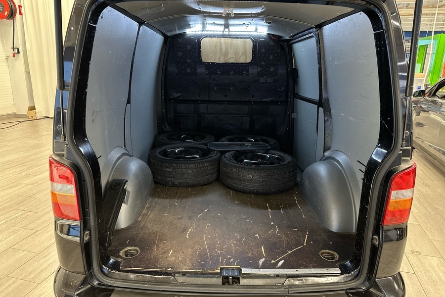 Volkswagen Transporter vaihtoauto