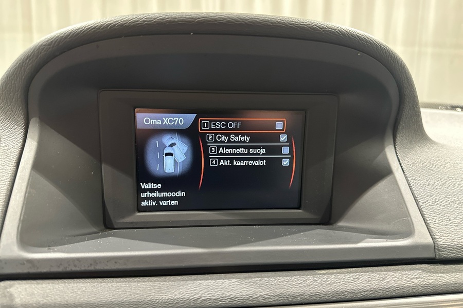 Volvo XC70 vaihtoauto