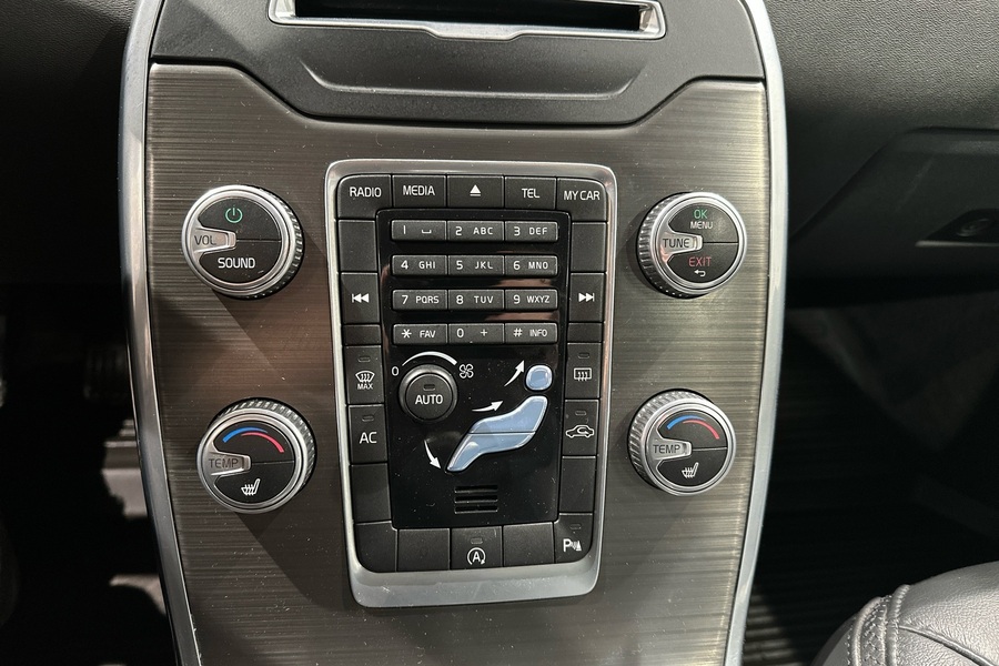 Volvo XC70 vaihtoauto