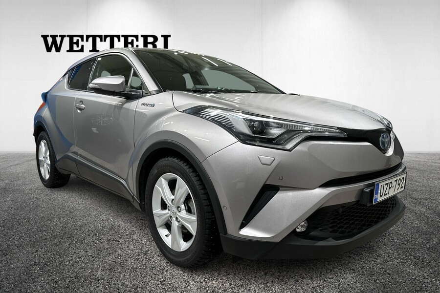 Toyota C-HR vaihtoauto