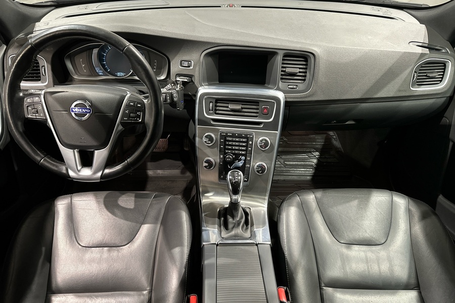 Volvo V60 vaihtoauto