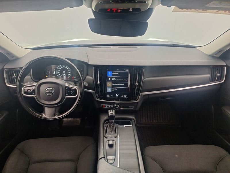 Volvo V90 Cross Country vaihtoauto