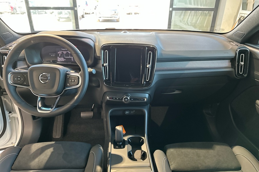 Volvo EC40 vaihtoauto