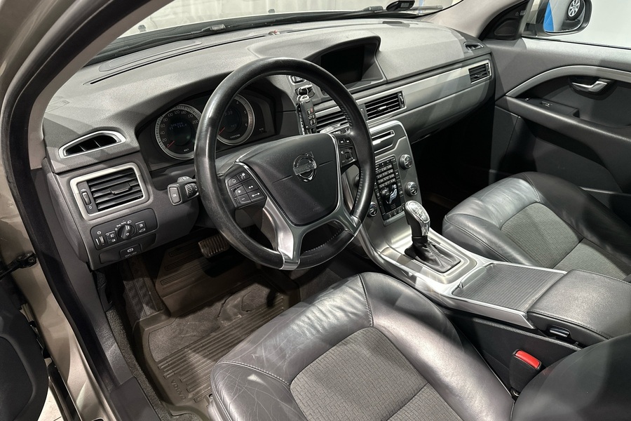 Volvo V70 vaihtoauto