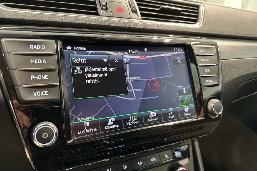 Skoda Superb vaihtoauto