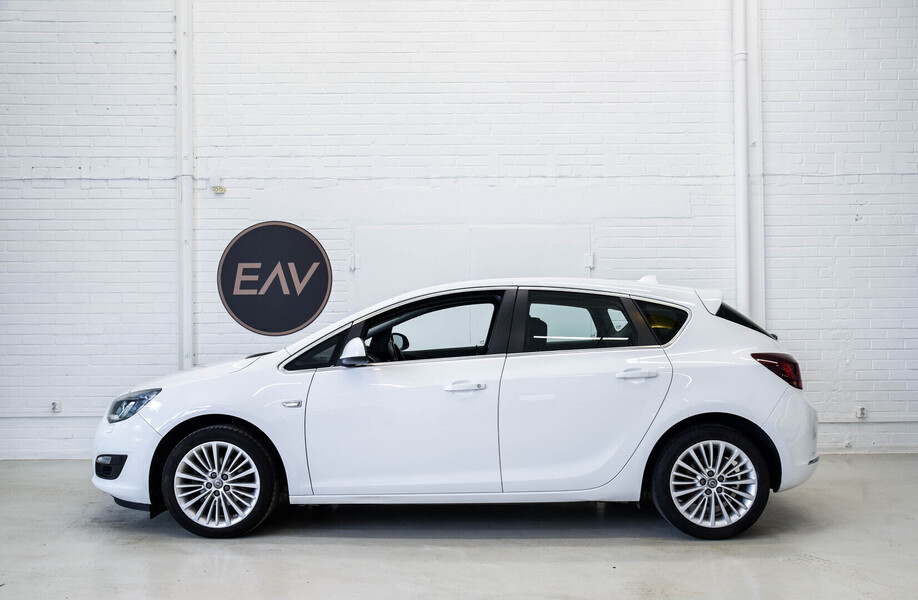 Opel Astra vaihtoauto