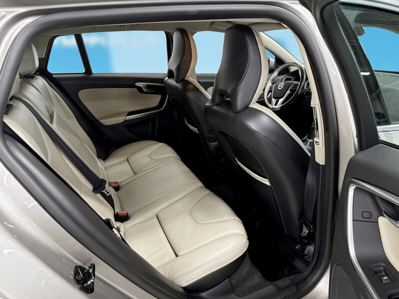 Volvo V60 vaihtoauto