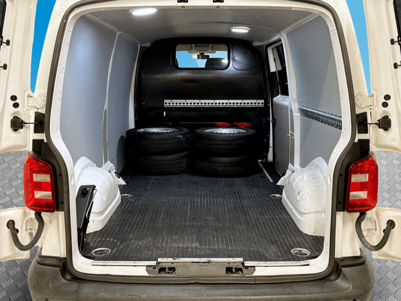 Volkswagen Transporter vaihtoauto