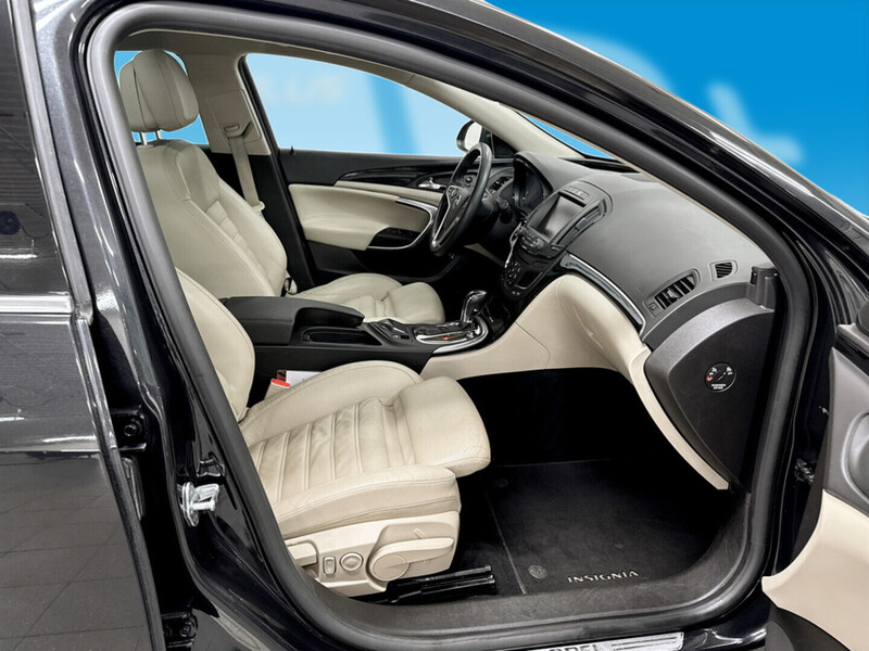 Opel Insignia vaihtoauto