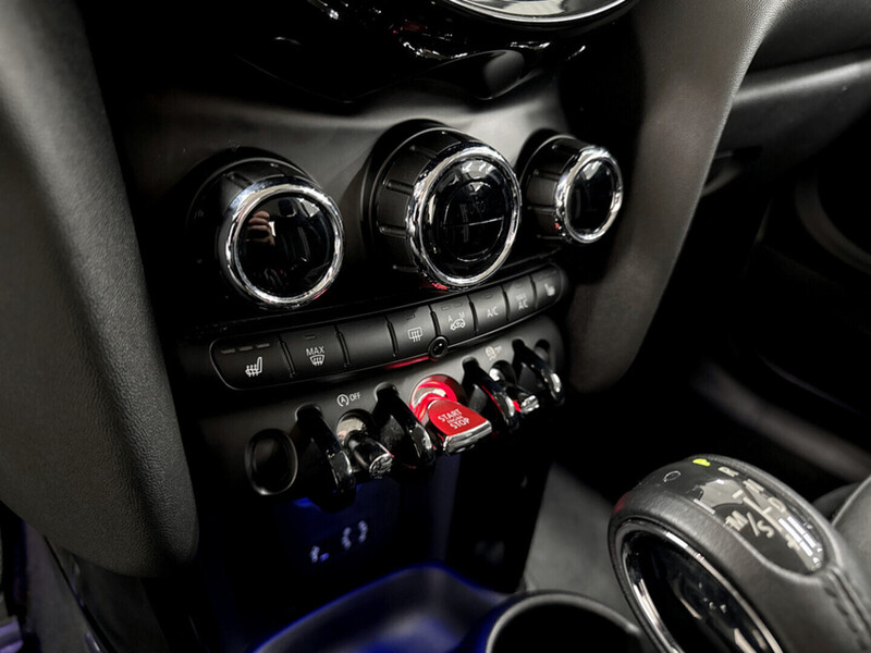 Mini Hatchback vaihtoauto