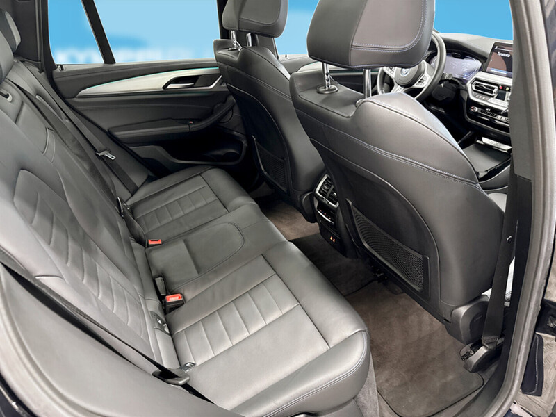 BMW iX3 vaihtoauto