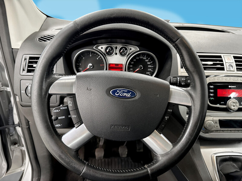Ford Kuga vaihtoauto