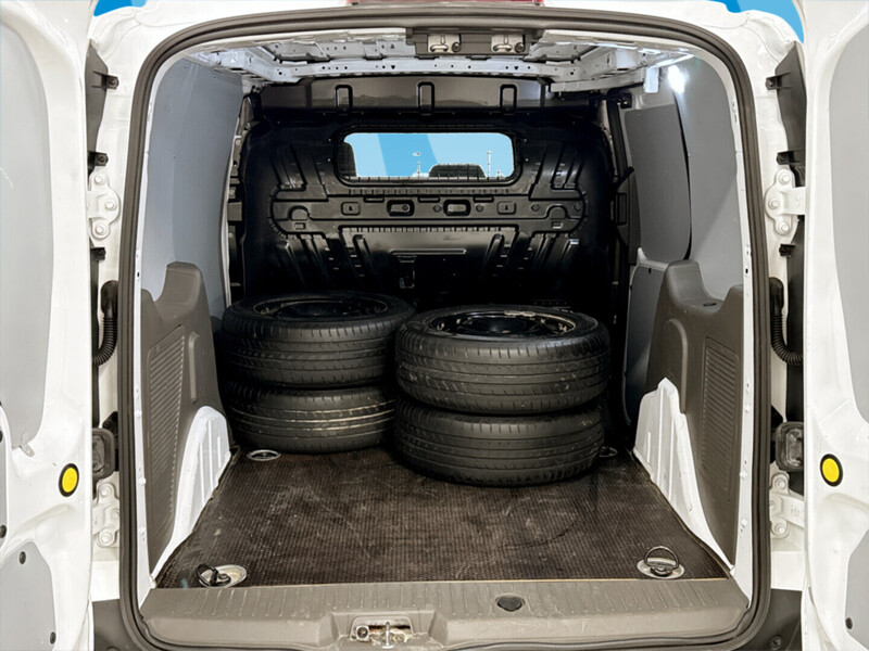 Ford Transit Connect vaihtoauto