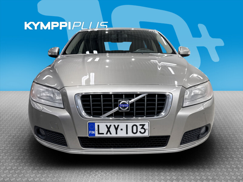 Volvo V70 vaihtoauto