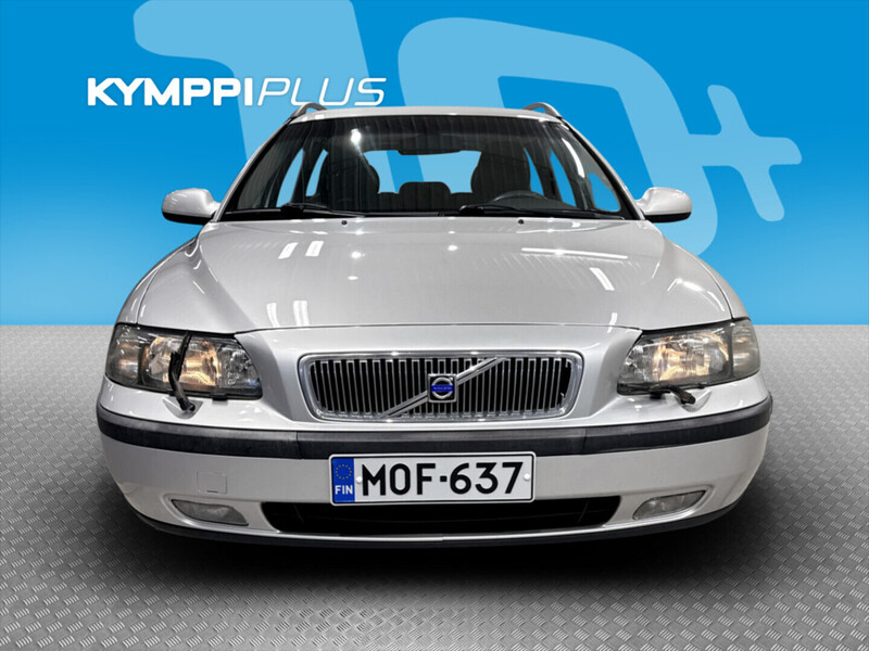 Volvo V70 vaihtoauto