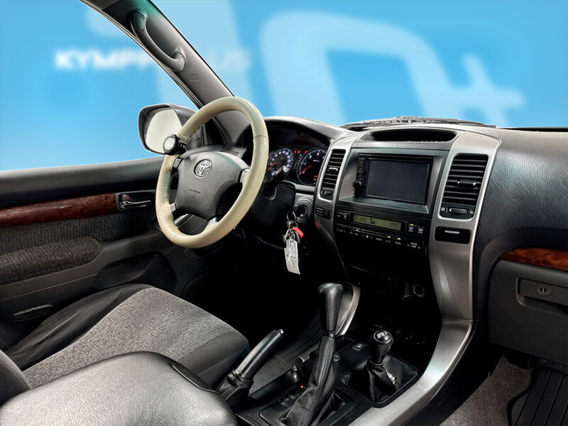 Toyota Land Cruiser vaihtoauto