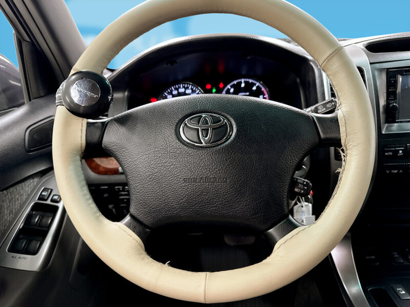 Toyota Land Cruiser vaihtoauto