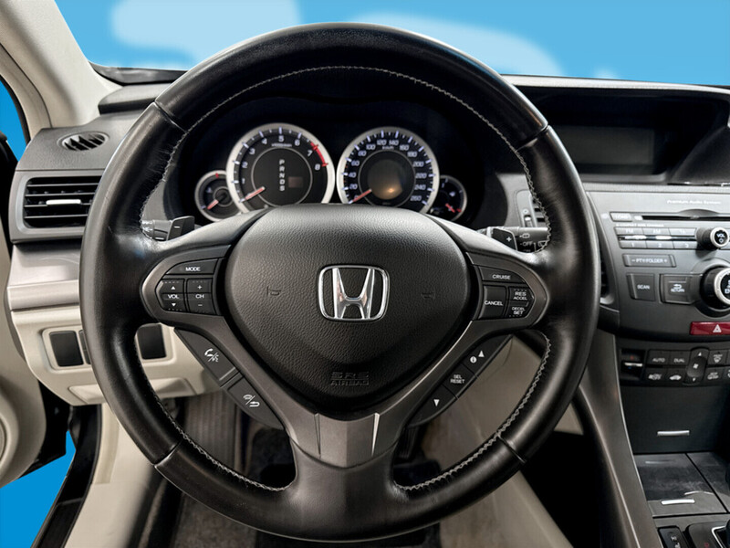 Honda Accord vaihtoauto