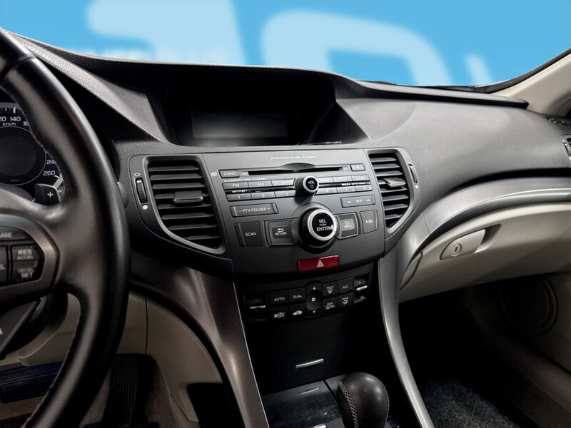 Honda Accord vaihtoauto