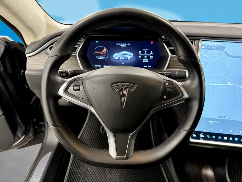 Tesla Model S vaihtoauto