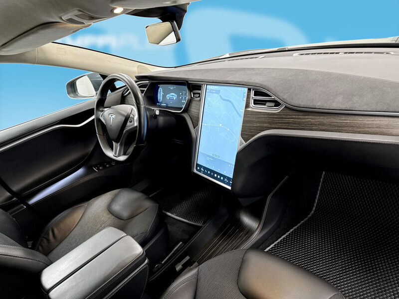 Tesla Model S vaihtoauto
