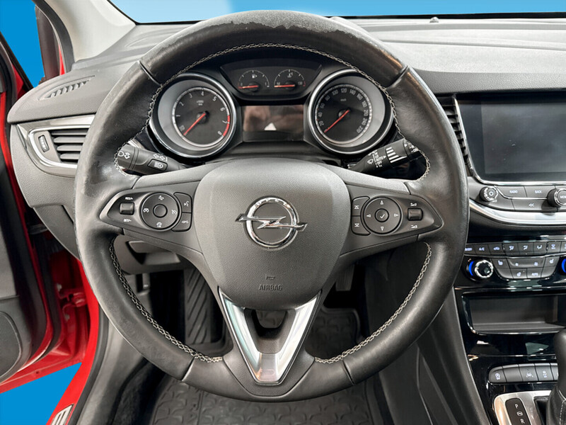 Opel Astra vaihtoauto