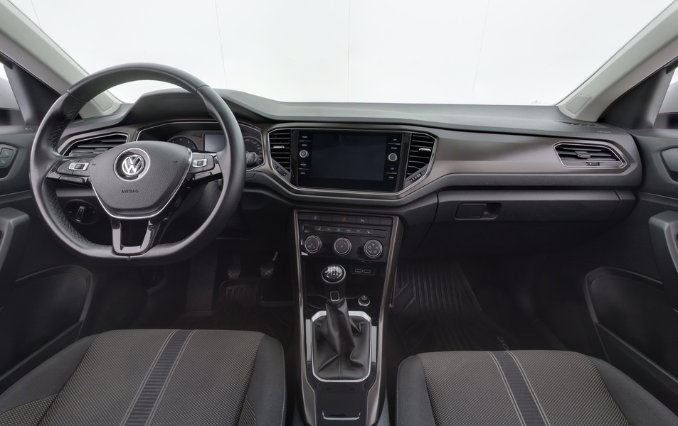 Volkswagen T-Roc vaihtoauto