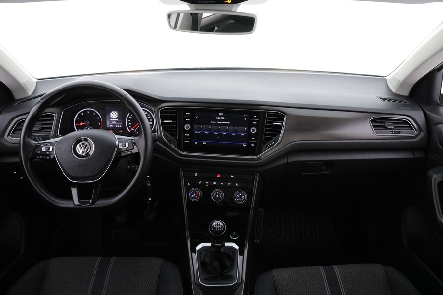 Volkswagen T-Roc vaihtoauto