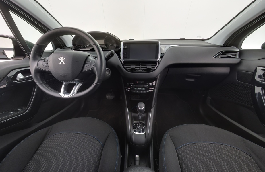 Peugeot 208 vaihtoauto