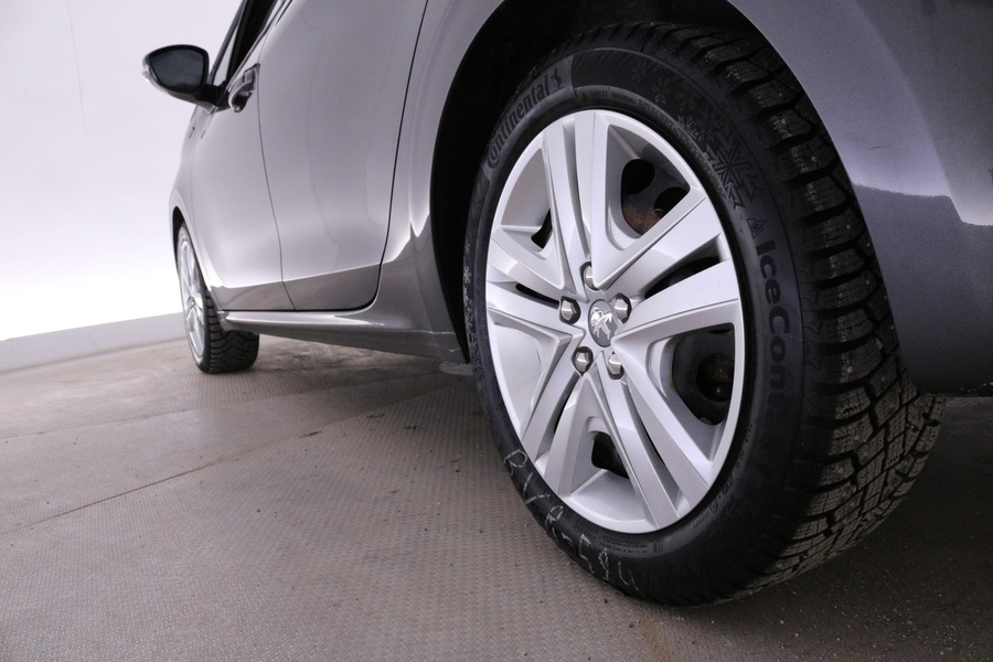 Peugeot 208 vaihtoauto