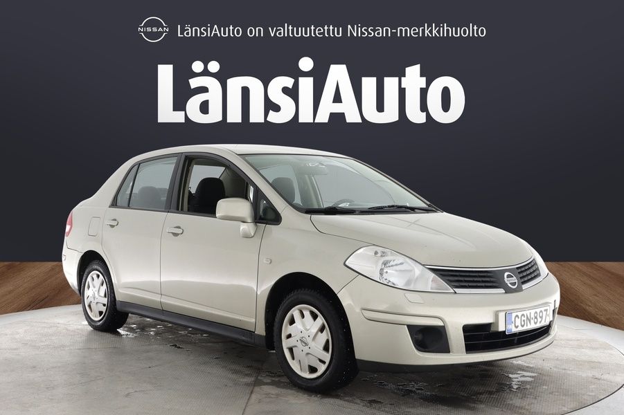 Nissan Tiida vaihtoauto