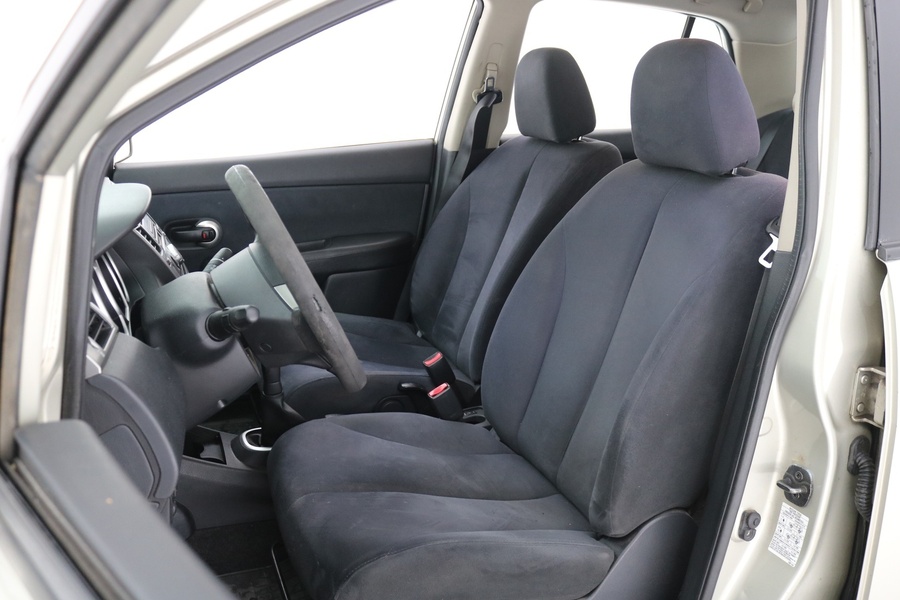 Nissan Tiida vaihtoauto