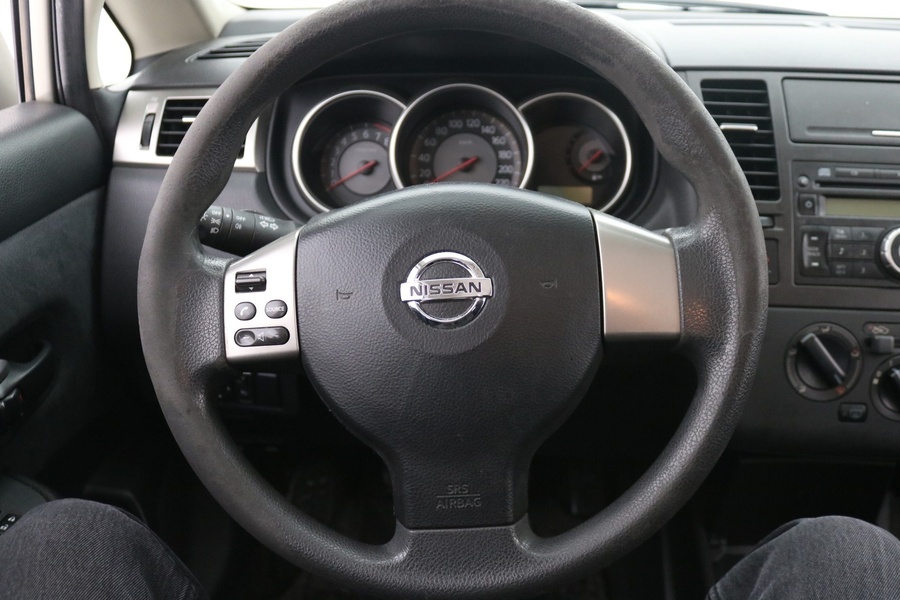 Nissan Tiida vaihtoauto