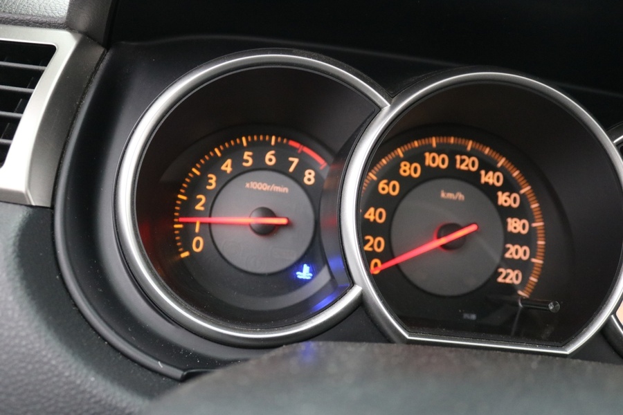 Nissan Tiida vaihtoauto