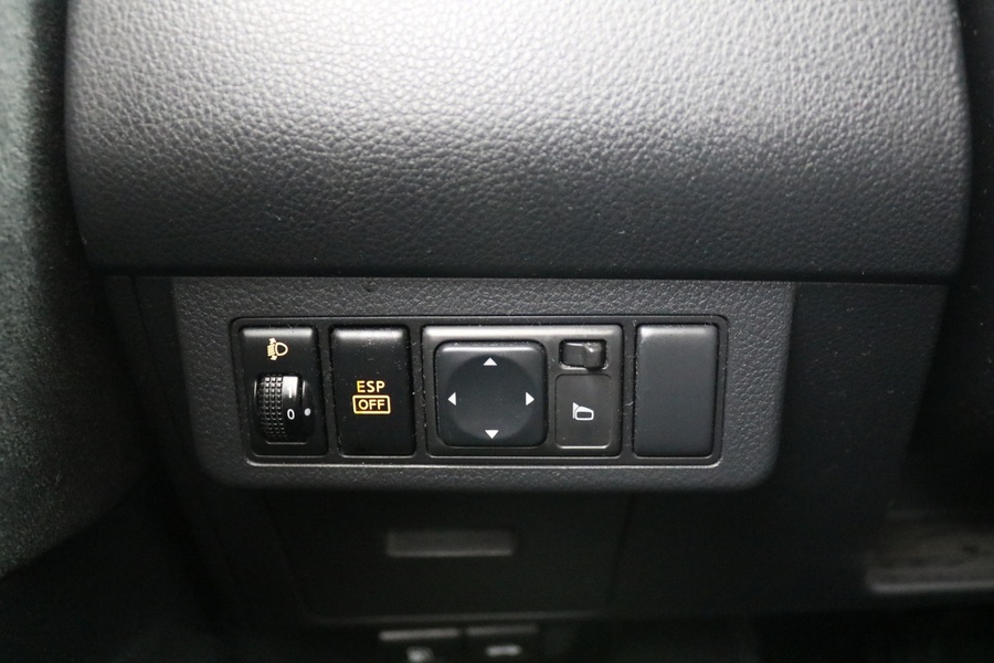 Nissan Tiida vaihtoauto